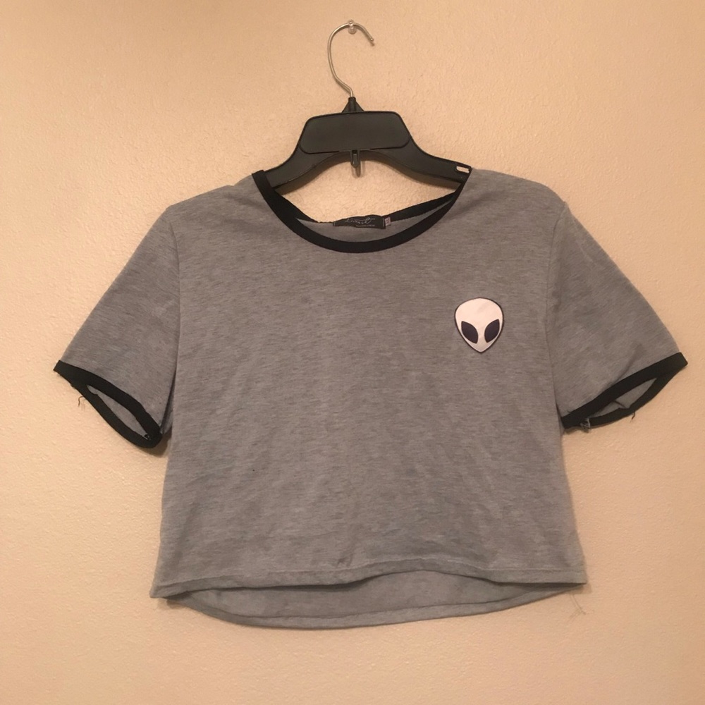 Cropped, grey, alien patch, black neck and sleeve
